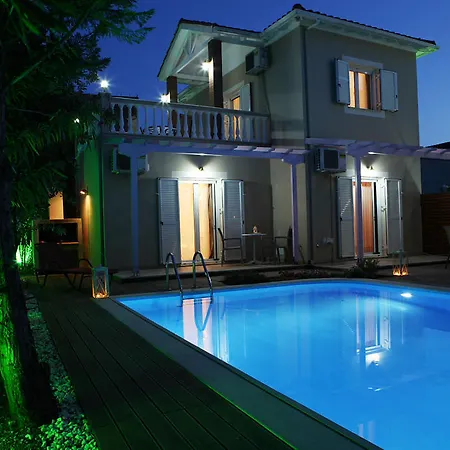 Villa Le Torri By Nydri (Lefkada)